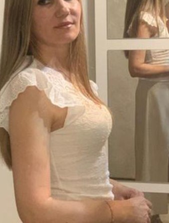 Девушка массажистка Людмила, салон Людмила 